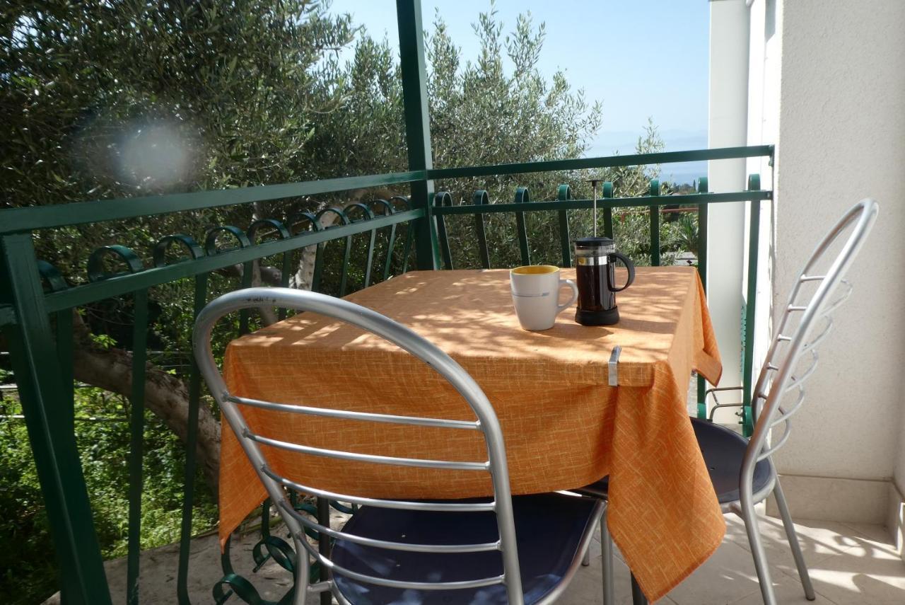 Apartments And Rooms With Parking Space Tucepi, Makarska - 6901 Ngoại thất bức ảnh