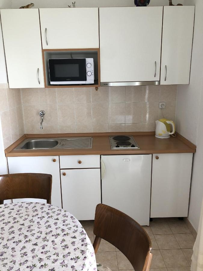 Apartments And Rooms With Parking Space Tucepi, Makarska - 6901 Ngoại thất bức ảnh