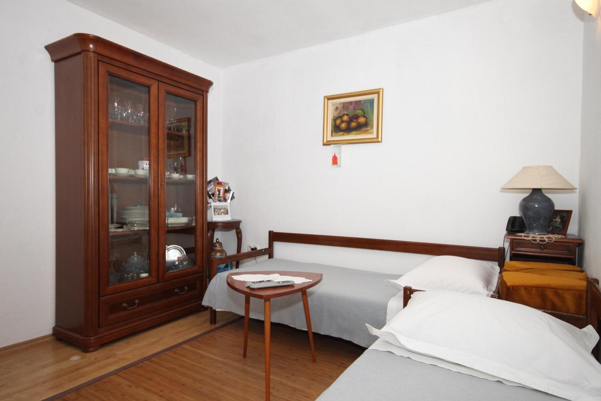 Apartments And Rooms With Parking Space Tucepi, Makarska - 6901 Phòng bức ảnh