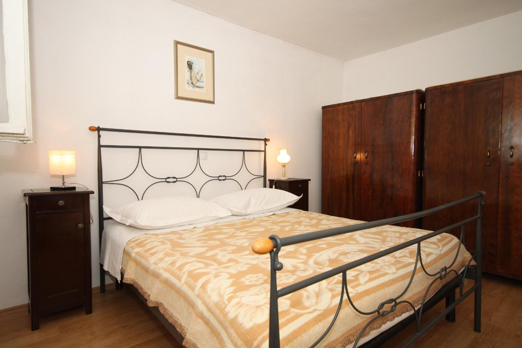 Apartments And Rooms With Parking Space Tucepi, Makarska - 6901 Phòng bức ảnh